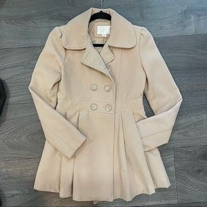 Chic cute pea coat/long jacket with pockets
